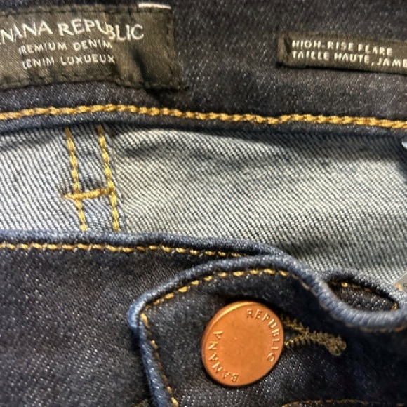 Banana Republic High Rise Flare dark wash Sz 28 with Fringe Raw Hem EUC - Picture 7 of 9